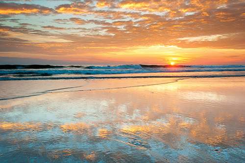 A stunning sunrise on the Outer Banks makes the perfect Valentine's date idea.