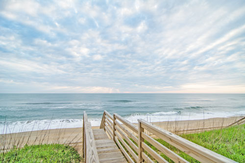 Spring brings savings and deals on Outer Banks rentals. 