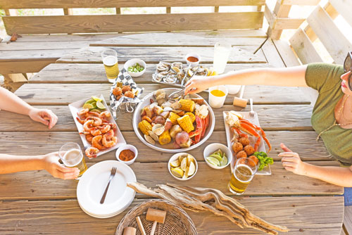 Enjoy local, seasonal seafood during your spring break getaway on the Outer Banks. 