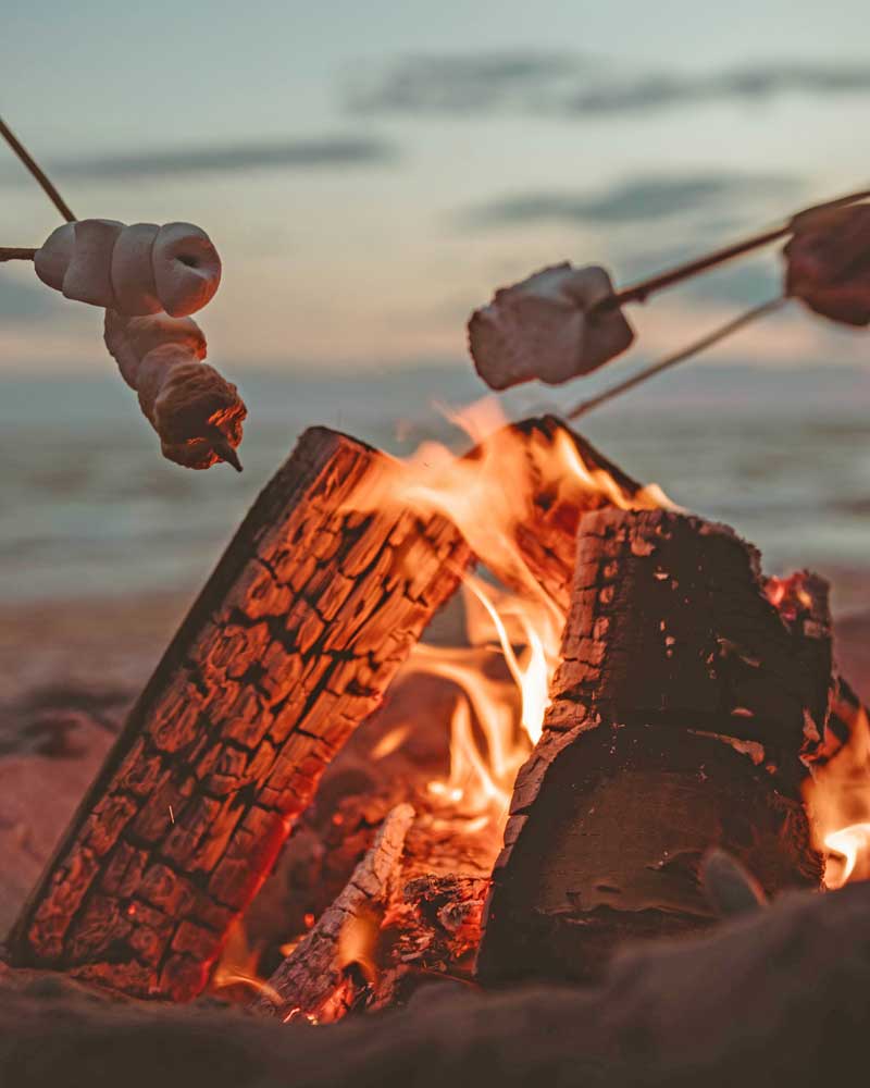 Guide To The Perfect Outer Banks Bonfire - Resort Realty OBX