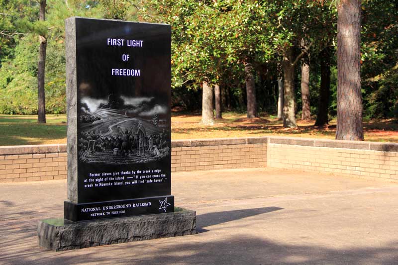 Monument commemorating the Freedmen's Colony of Roanoke at Fort Raleigh National Historic Site